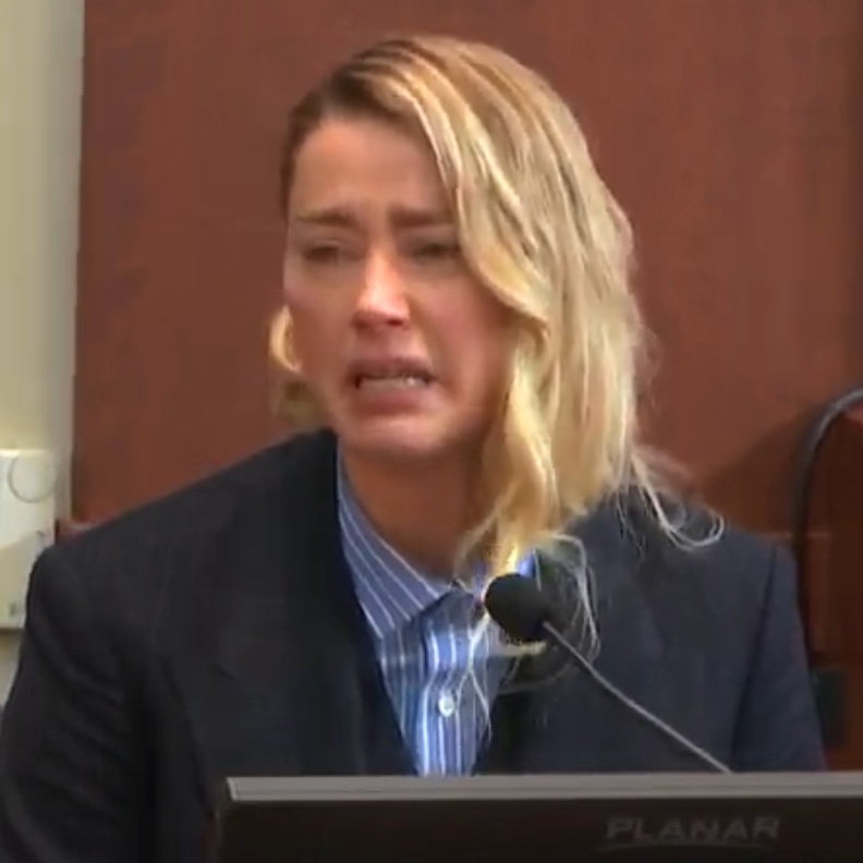 papadrgn's tweet photo. you had all this time to prepare and you still can't shed any actual tears

oh sweetie 

#JusticeForJohnnyDepp #DeppHeardTrial #DeppvHeard https://t.co/lbGEDKHpl3
