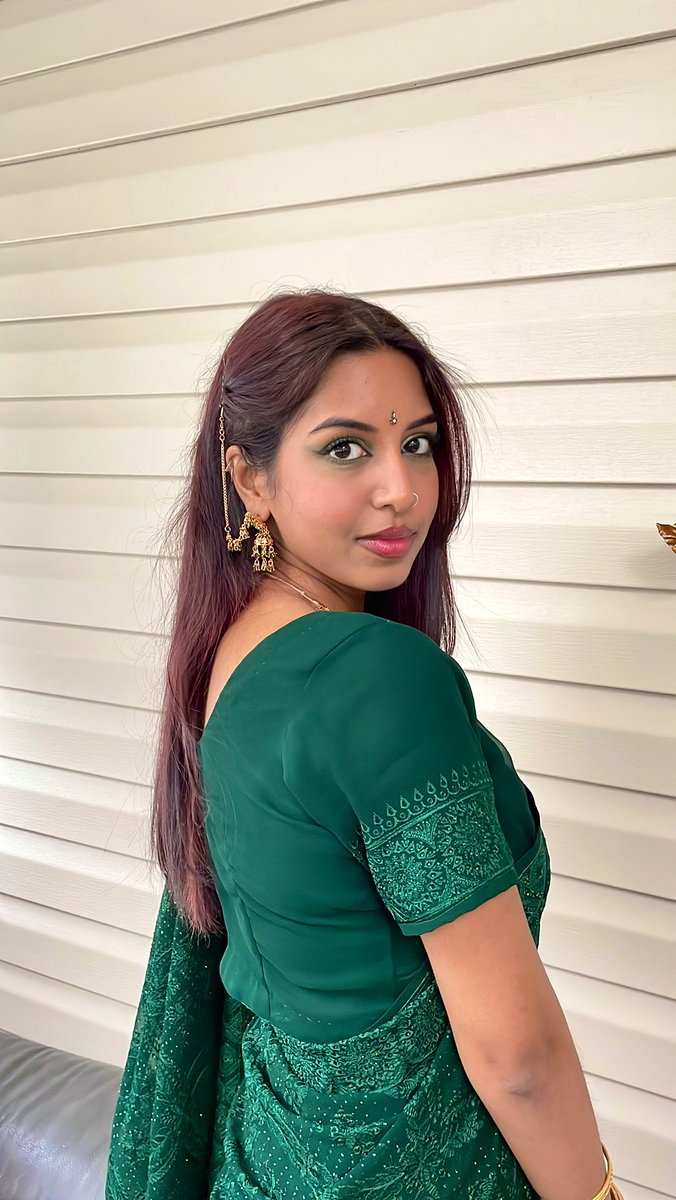 labyrinthave's tweet image. eid mubarak 🧚✨