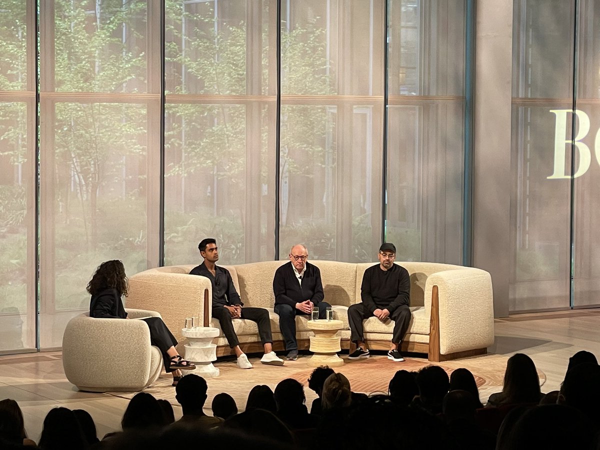 KristenClassi's tweet photo. @NPDMattPowell  @Highsnobiety and @EjaazAhamadeen from @coinbase debate NFTs and it’s place in the fashion industry. 
@BoF 
#BOFprofessionalsummit https://t.co/sf2os56aZE