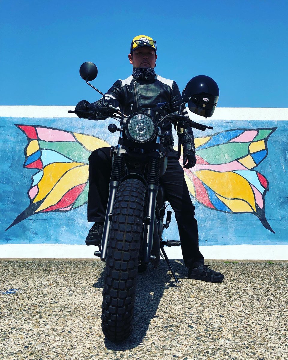 harashin69's tweet photo. 茨城県の千人画廊へ！
#muttmotorcycles
#マットモーターサイクルズ
#千人画廊 https://t.co/22AHyz9Dzu
