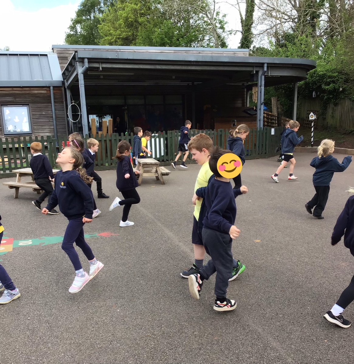 MSNPrimary's tweet photo. Pluto had a blast in PE today! Lots of giggles for the sumo stretch. #pe #smiles #Stretching https://t.co/wFSeAZdMt9