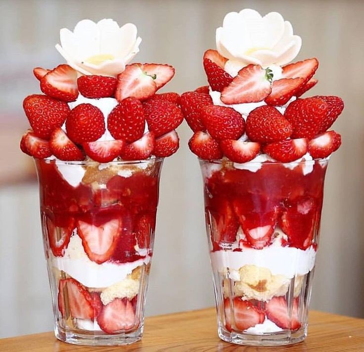 . . . ⌗ Pedido: combo sweet strawberry

ᅟ  ✦ De: anjinho
ᅟ  ✦ Para: @str_wberry_dyyh 

. . . ✉: ❝ t amo, meu pequeno príncipe ❞