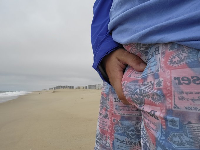 See me pull my cock out at the beach  https://t.co/Cpvw8ad8c9 https://t.co/S9SxwbBG2Z