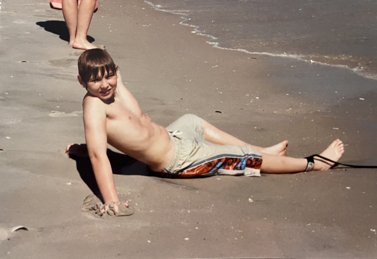 This gloomy weather has me dreaming of warm sandy beaches and the days when I led <a href="/SBURollerHockey/">SBU Roller Hockey</a> in assists #GloryDays