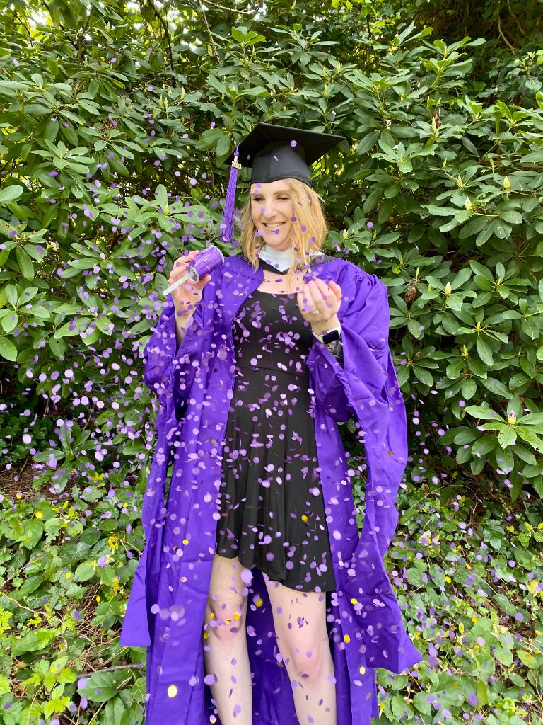🎓 Grads: Keep using #NYU2022, #NYU2021 and #NYU2020 to be featured on our social wall and at Yankee Stadium on May 18! You can also send us your cap and gown photos directly at nyustories[at]nyu[dot]edu. 🥳💜