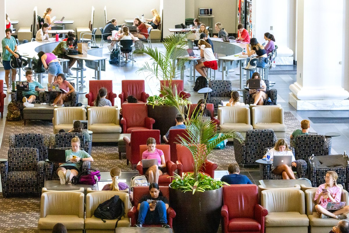 universityofga's tweet photo. Happy Reading Day, Bulldogs! https://t.co/P7WbD0ziR9