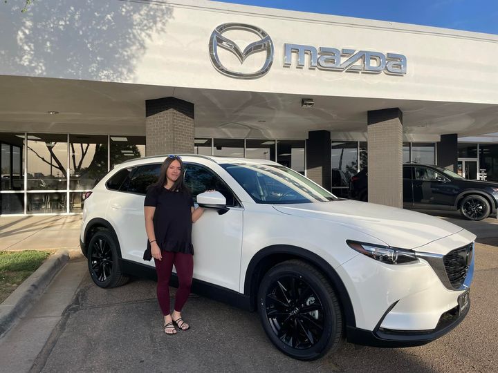 mazdaofamarillo's tweet photo. Huge congrats to Jo Valle on the purchase of her Brand New 2022 Mazda CX-9!! Jo decided 2022 was gonna be her year and she kicked it off by buying her first home and then coming to see us for her dream car right after!
#warrantyforever #TeamCannon #MazdaOfAmarillo #MazdaCX9 https://t.co/5thxO0mwC0