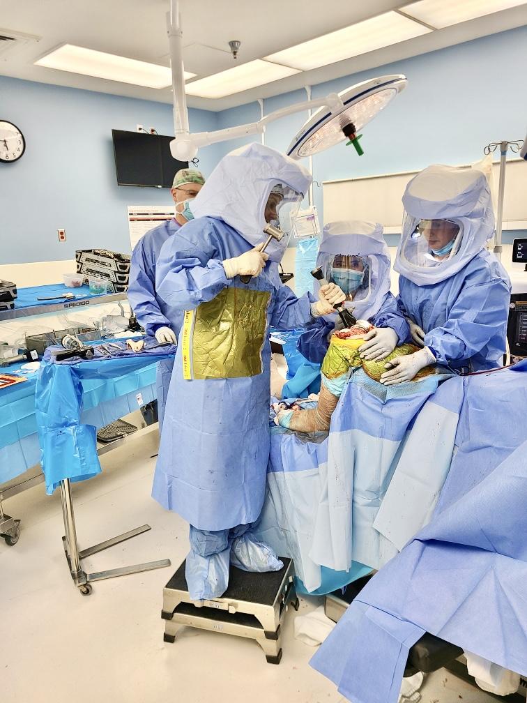 1001cuts's tweet photo. Of course we can stand on two stools to get the job done. But wouldn't it be better for everyone if the tables just went lower? #DesignforHer #ILookLikeASurgeon https://t.co/sZUS4JOqeu