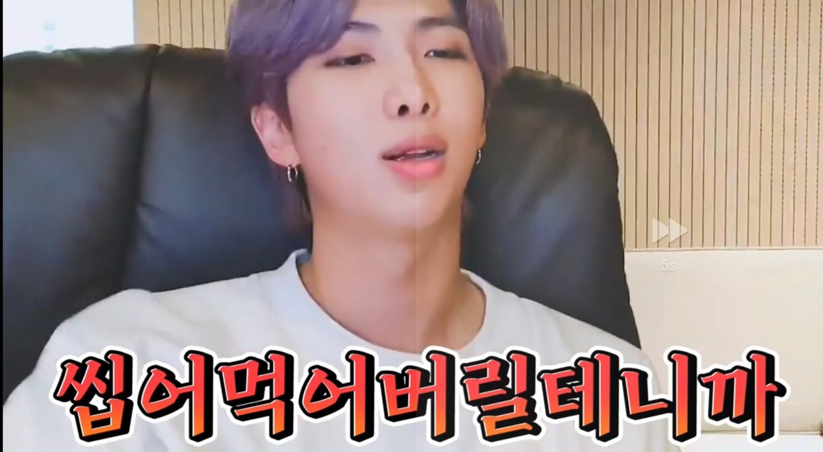 오늘 진짜 피곤해서 12시못기다리고 잘뻔😭😭
흐어엉!! 드디어구나!! 😭😭
가져와!!모두다!! 차트씹어먹자!!😭😭💜👍👍
#BTSISCOMING #WeAreBulletproof 
#BTS <a href="/BTS_twt/">방탄소년단</a>