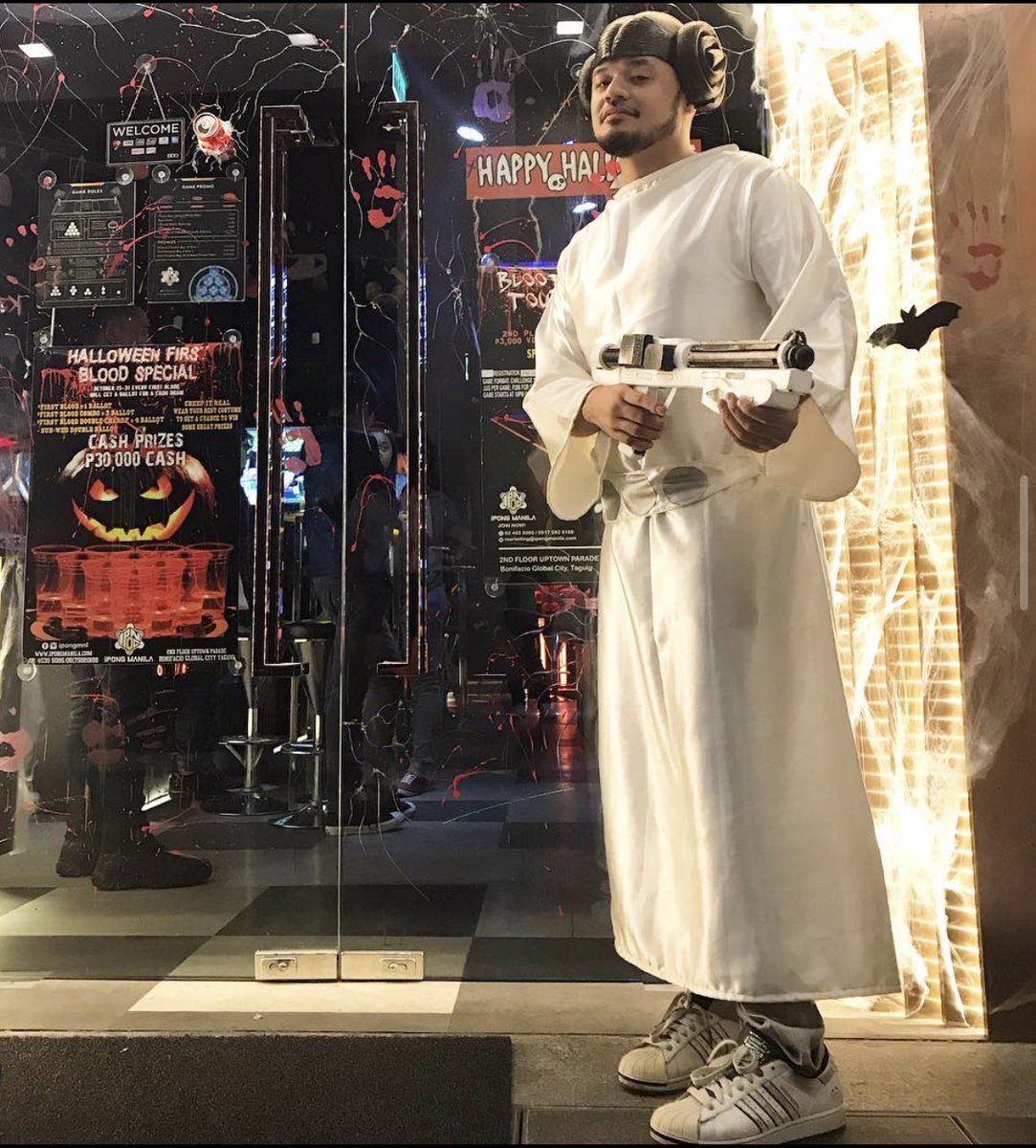 RicoRobleslive's tweet photo. #MayThe4thBeWithYou #starwars #princesslea https://t.co/YPOTTurOmg