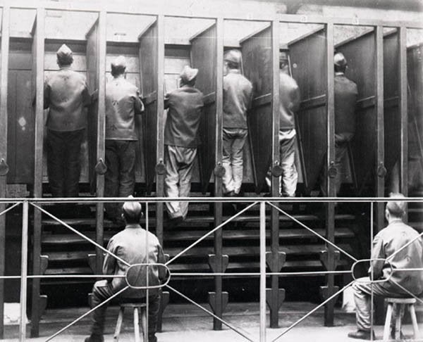 blackbox_vr's tweet photo. Did you know treadmills were originally used in prisons as a form of punishment? Now we pay for the privilege of torturing ourselves with them. WORKING OUT SHOULDN'T BE A PUNISHMENT.

Black Box VR turns your exercise program into a fun and addictive video game. It's about time! https://t.co/GrIestmEbL
