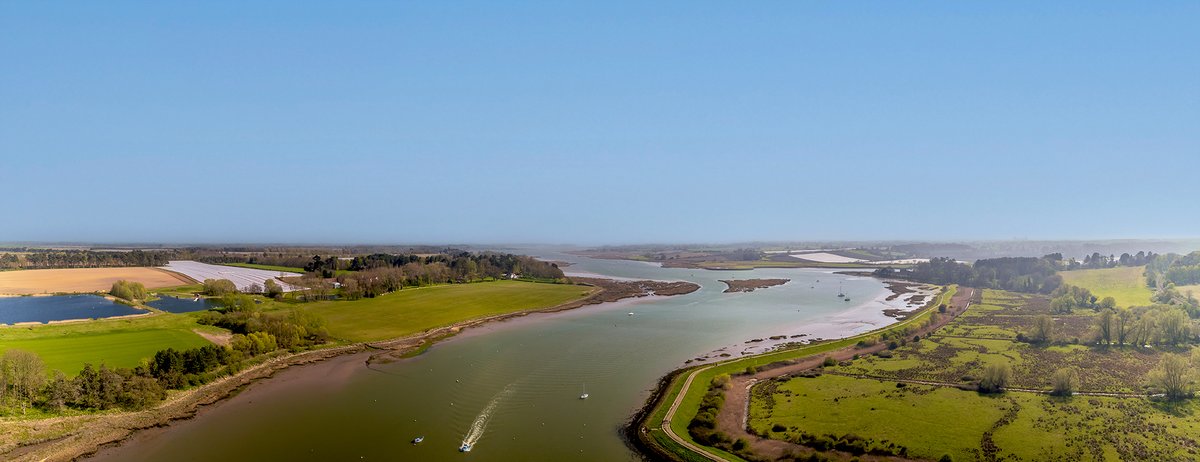 HarrierAerial's tweet photo. Looking down the Deben from Woodbridge

 #woodbridge #woodbridgesuffolk #lovesuffolk #suffolk #Deben #gloriousbritain #scenicbritain #suffolkphotographer #dronephotography #suffolknews #suffolklife #uklandscape #djiglobal #aerialphotography #aerialphotographer #droneoftheday https://t.co/Nl6Ck2mr8N