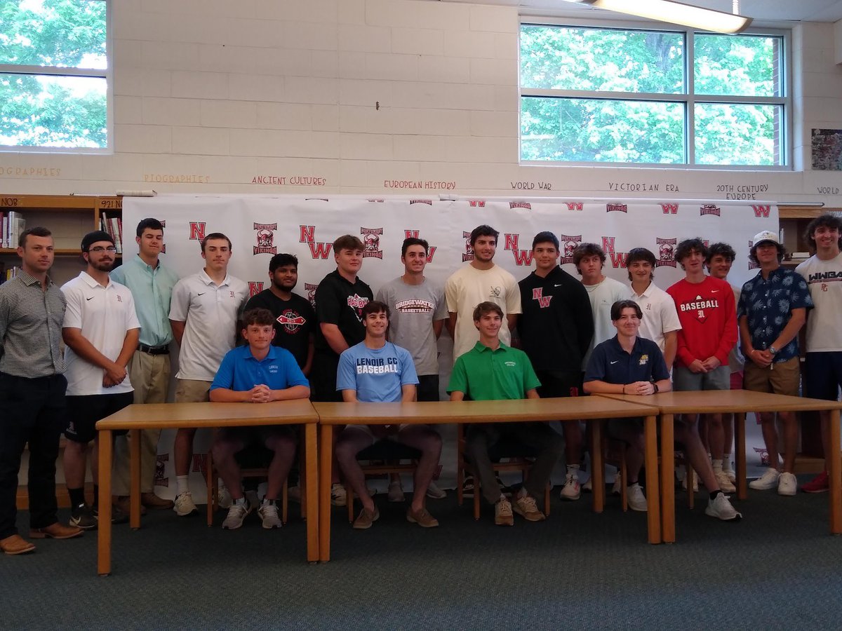 vikingballnwhs's tweet photo. Congrats to our 4 signees! ⚾️⚾️ @JacobStrimple1 👉 @LCCLancers  Bryan Webb👉@LCCLancers Hudson Powell 👇 @GCPrideBaseball Connor Kubis 👇 @AverettBaseball https://t.co/IP0HVd6VaI