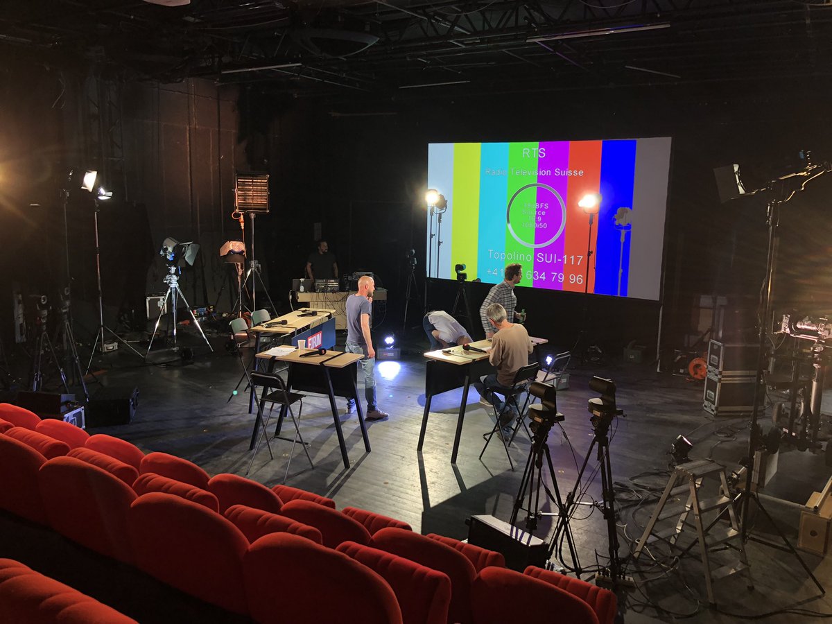 La « Lex Netflix », une bénédiction pour le cinéma suisse? Débat dans <a href="/Forum_RTS/">Forum (compte archivé)</a> ce soir en direct du Studio 13 à Sion, avec <a href="/mariannemaret/">Marianne Maret</a>, <a href="/nantermod/">Philippe Nantermod</a>, <a href="/desmeulesj/">Jérôme Desmeules</a> et <a href="/d_rihs/">David Rihs</a>. À voir dès 18h30 sur bit.ly/33CAFST <a href="/RTSinfo/">RTS Info (compte archivé)</a> <a href="/Tristanalb15/">Tristan Albrecht</a>