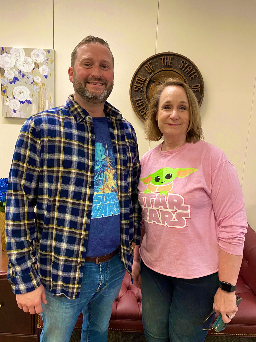 May the workforce be with #DHEWD! Thrilled to have @WileyBeyond join <a href="/JobsMoGov/">JobsMoGov</a> team today to discuss the privilege of public service and accountability to our citizens. #MayThe4thBeWithYou #StarWarsDay <a href="/MODHEWD/">MO Higher Education & Workforce Development</a> #publicServiceRecognitionWeek