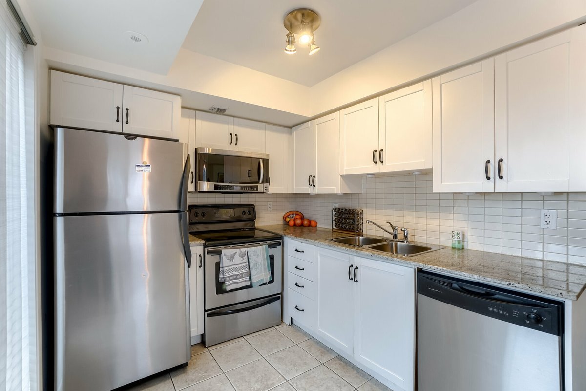 CallJeff1st's tweet photo. OPEN HOUSE SUNDAY MAY 8TH FROM 2:00PM - 4:00PM

The beautiful 20 Machells Ave, Toronto.

https://t.co/GXFJtXN4jw https://t.co/2rFbvxKedp