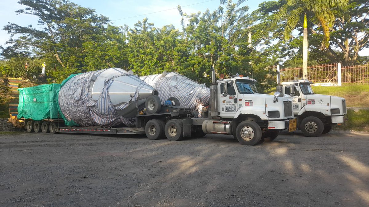 CEO_ATC_'s tweet photo. #PACIFICO_1_y_3 se convirtieron de años atrás en #TORTURA_1_y_3, pérdidas superan los $250.000.000.000, más de 25.000 operaciones de TTE de carga afectadas. Transportadores a merced de gustos de cada autoridad, coordinación y logística al suelo.
@MinTransporteCo @GobiernoAnt https://t.co/HH3HZnSbM1