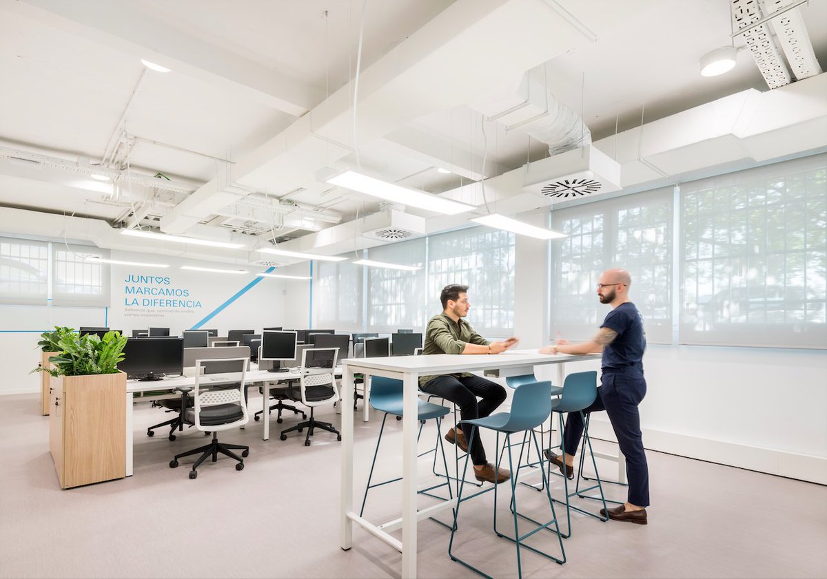 3g office tweet media