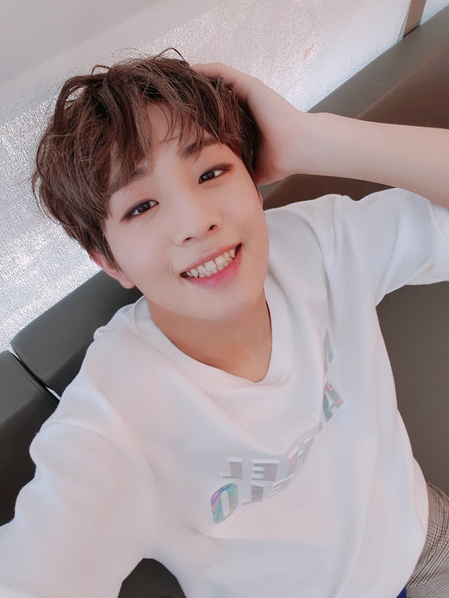 milo4247's tweet photo. 오늘이 어린이날이라면서?
무닉이날🐶🤍♥️ https://t.co/iTs1o7QiuG