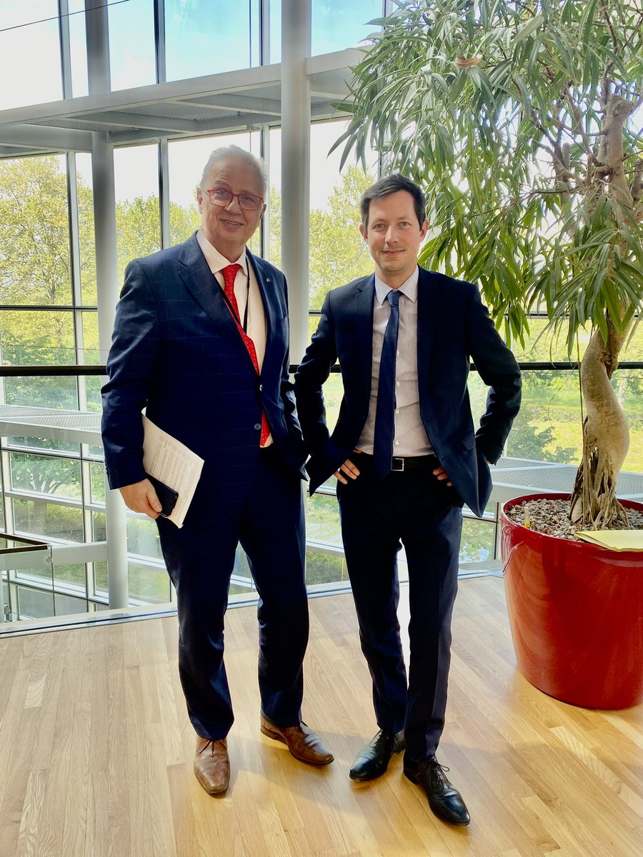 László Trócsányi tweet media