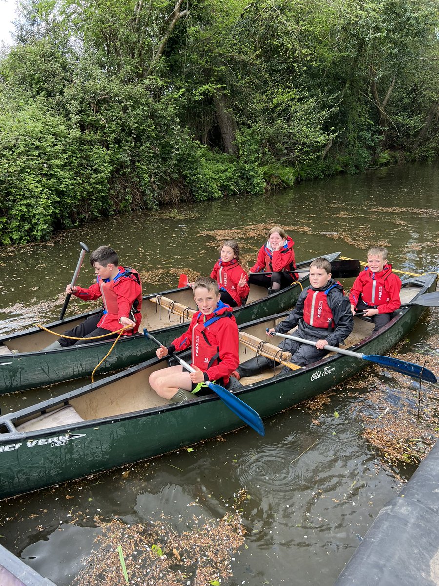 cwp_glaslyn's tweet photo. Canoe time hilarity! @cwprimary @cwp_afan @cwp_amman https://t.co/a4q2Z2Fqor