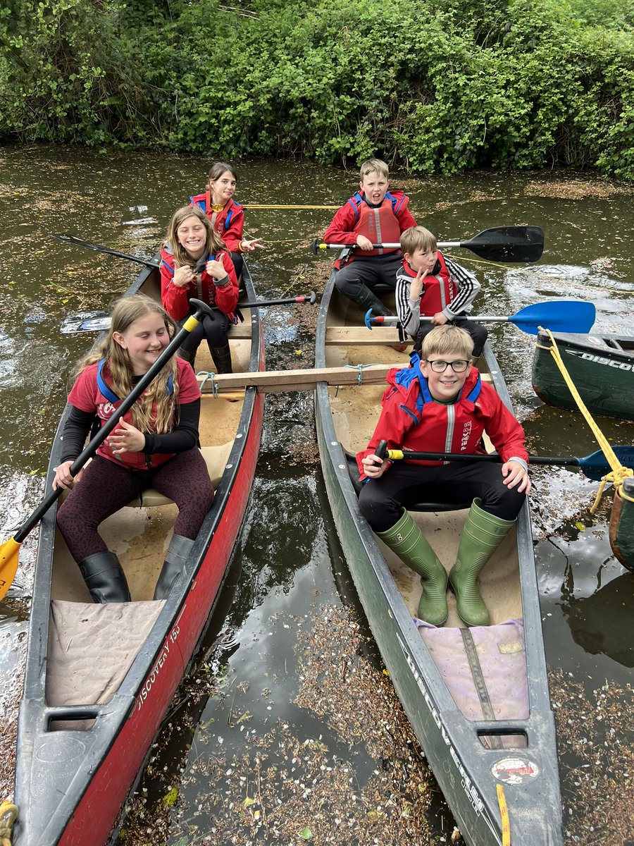 cwp_glaslyn's tweet photo. Canoe time hilarity! @cwprimary @cwp_afan @cwp_amman https://t.co/a4q2Z2Fqor