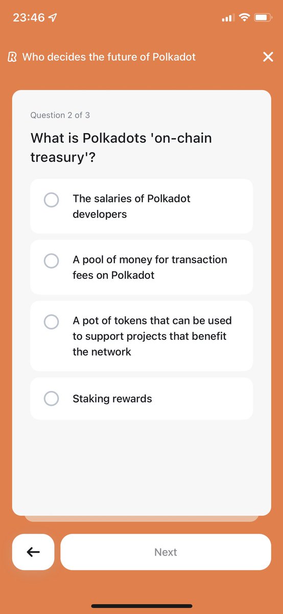 Lynxabi's tweet image. Spot the difference between @BitcoinLessons_  and the @RevolutApp lessons 

CTRL C CTRL V going on over there and switched out bitcoin with shitcoin 

Scumbags