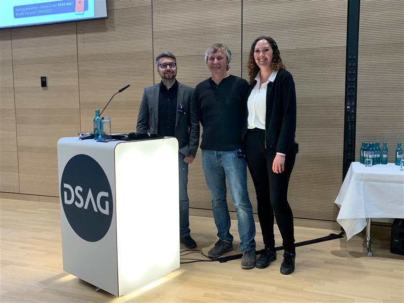 ELODigital_DE's tweet photo. Nicht nur in #Neumarkt, auch auf den @_DSAG-Technologietagen war ELO vor Ort. Und auf der Bühne, gemeinsam mit unserem Kunden @Augustiner_. Dank auch an den betreuenden Business Partner @initconsulting.
#ELODigital #AugustinerBräu #DSAG #SAP #init #StarkePartner https://t.co/WVhvBC90r0