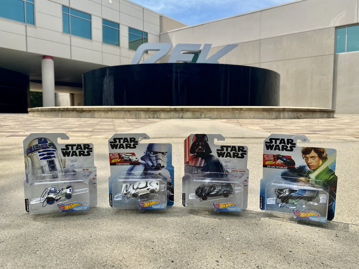 RFKracing's tweet photo. Buescher randomly signed four Star Wars cars for #MayThe4th, so why don’t we just give them away to y’all??

RT and follow us for a chance to win… we’ll pick 4 winners tomorrow! ✨ https://t.co/NCugv3LZme