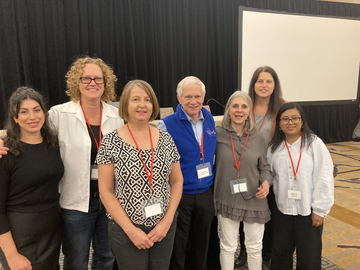 CarolynWatts67's tweet image. Australian headspace IPS partners connecting with the IPS founders in appreciation for an amazing 2 days of learning and collaborating. #headspace_aus #orygen_aus #IPSWORKS @headspace_aus @orygen_aus @IpsWorks @ipsworks2002