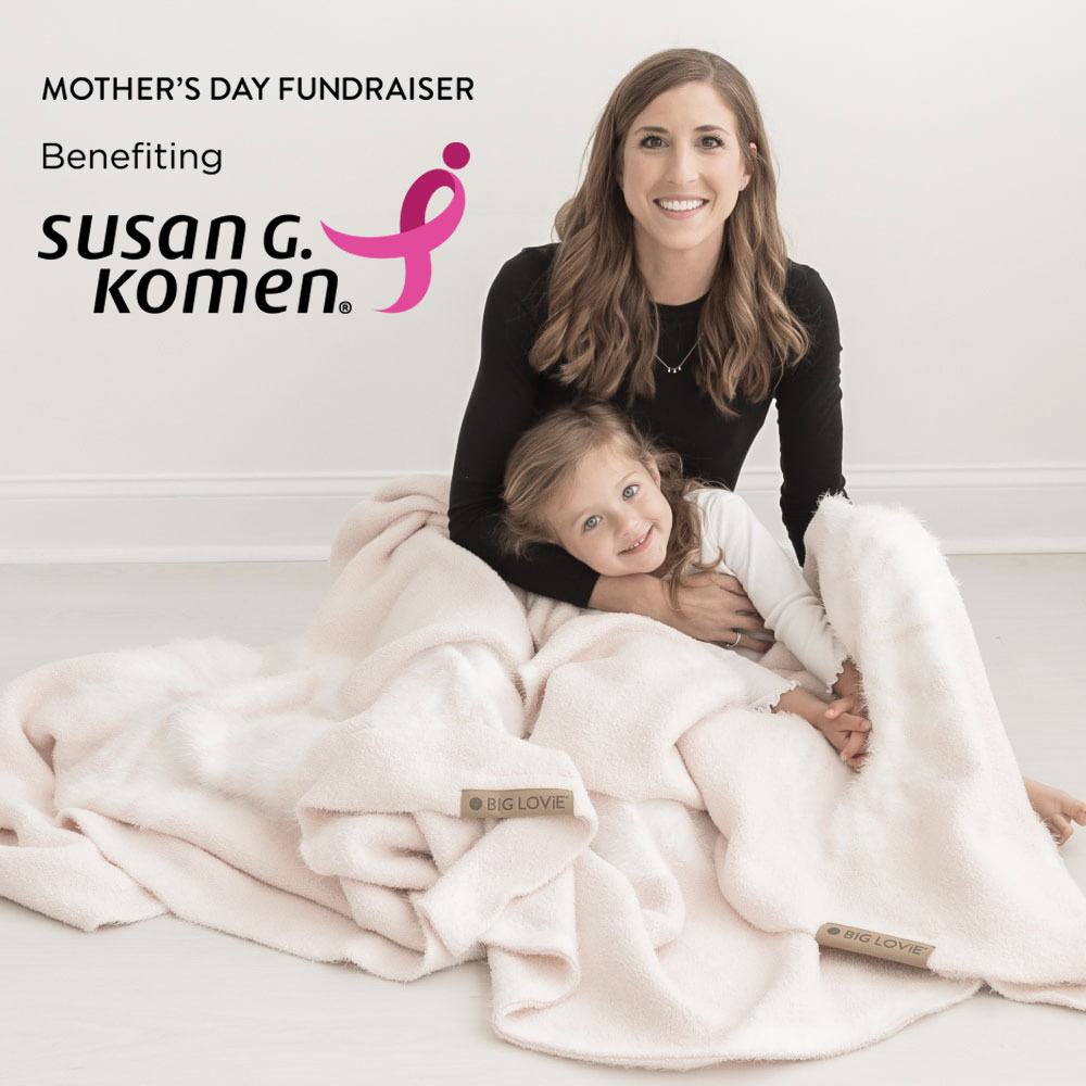 Wrap Mom up in love this Mother's Day &amp; fight breast cancer! 15% of sales donated to Susan G. Komen now through May 8, w code PINKLOVE.
BONUS: Buy 3+ blankets and we'll donate a Pink Wings Dream blanket to Komen for those in need of love &amp; support!
bit.ly/3vlwquI