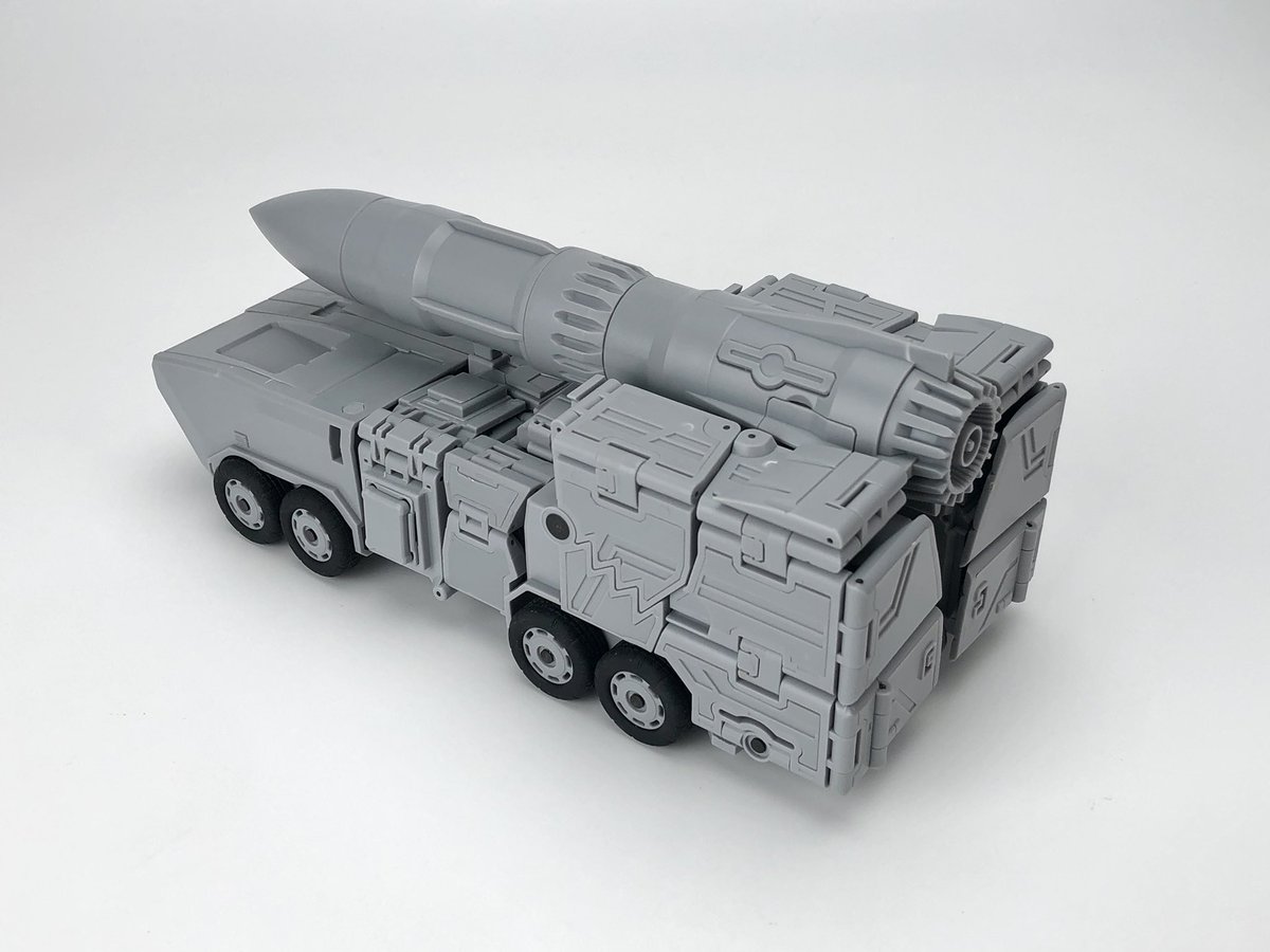 fans_hobby's tweet photo. MB-19 first test shot (made from actual moulds) - Vehicle Mode PART 1/3

#fanshobby #thirdpartytransformers #masterforce #powermaster #mb19 https://t.co/tXDbDl10xw