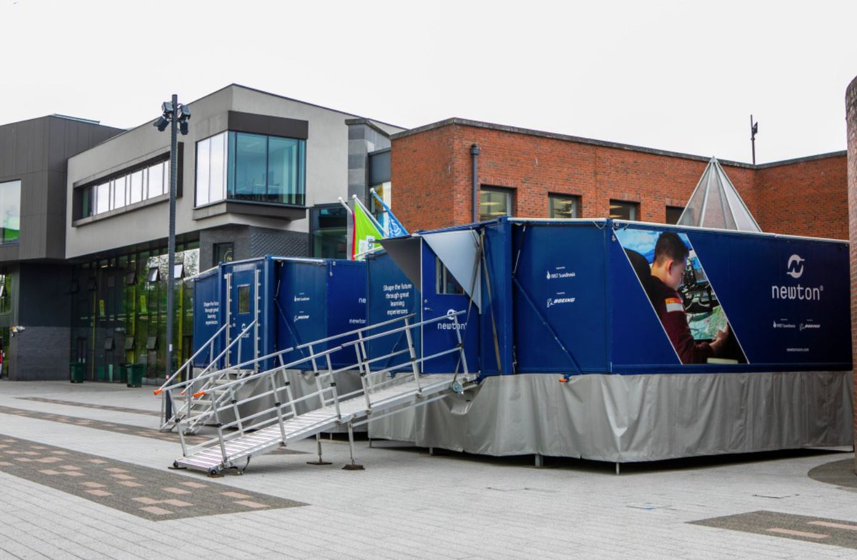 We've opened a @newtonroom in Dublin! 

The aviation-themed mobile classroom has arrived at <a href="/DCU/">Dublin City University</a> in Ireland for the first time. 

#BoeingInspires

Read more: bit.ly/3LMc9Ey