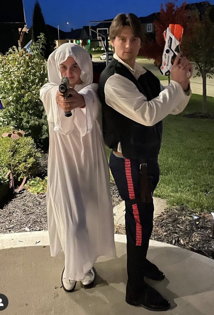 Happy #StarWarsDay <a href="/madisheets/">Madison Sheets</a> and <a href="/AidanBakke/">Aidan Bakke</a> #hanssolo #leiavl