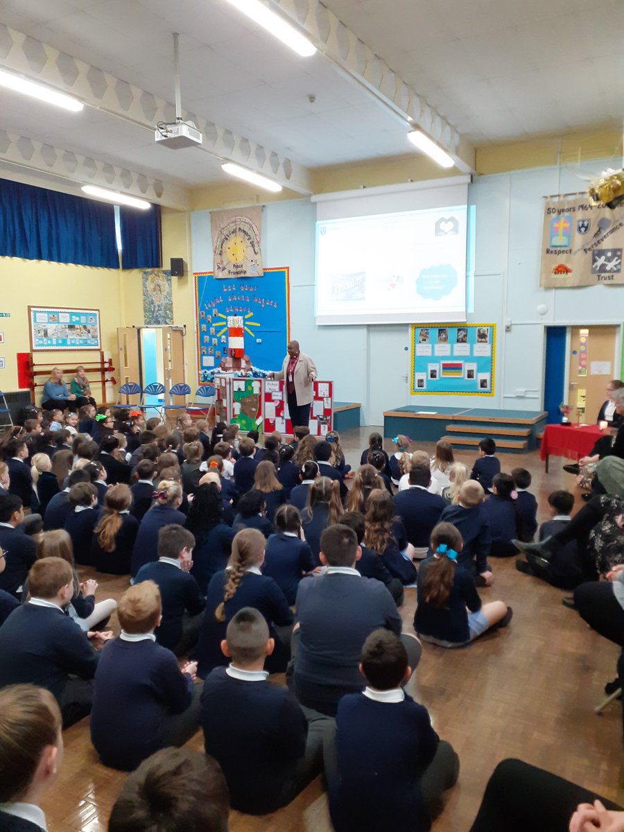 We were delighted to have Bishop Rose Hudson-Wilkin and Mr Quentin Roper (Director of Education, Diocese of Canterbury) in school today. Bishop Rose inspired us all with her words of wisdom, making links to our school's Christian values in Collective Worship and class sessions.