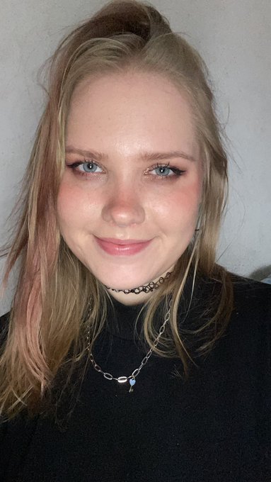 Im such a horny girl, I want you to cum all over my chubby face and make my makeup smudge 🥵😳#nsfwgirl<a href="/tag/nsfwgirl"class="tags"><span>#nsfwgirl</span></a>
