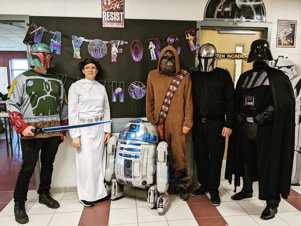 #MayThe4thBeWithYou <a href="/LDCSB/">London District Catholic School Board</a> @MTSspartans