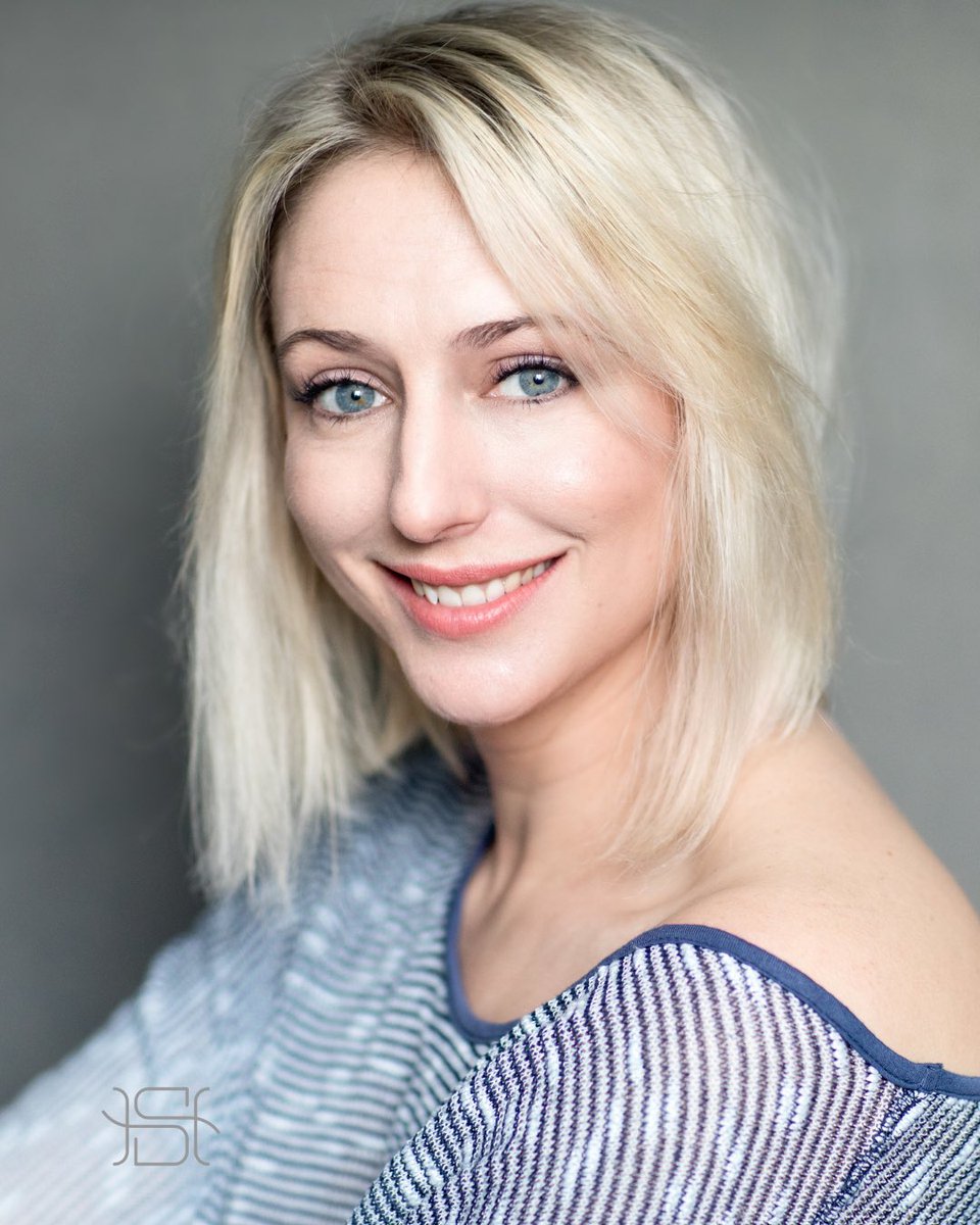 Ali Bastian features as ‘Samantha Price’ in ‘We Hunt Together’ which premiers tomorrow on @alibi_channel 📺 Emotional manipulation, and finding a volatile form of solace in another has dire consequences as two coppers track killers. @alibastian is represented by @SamFridayHow