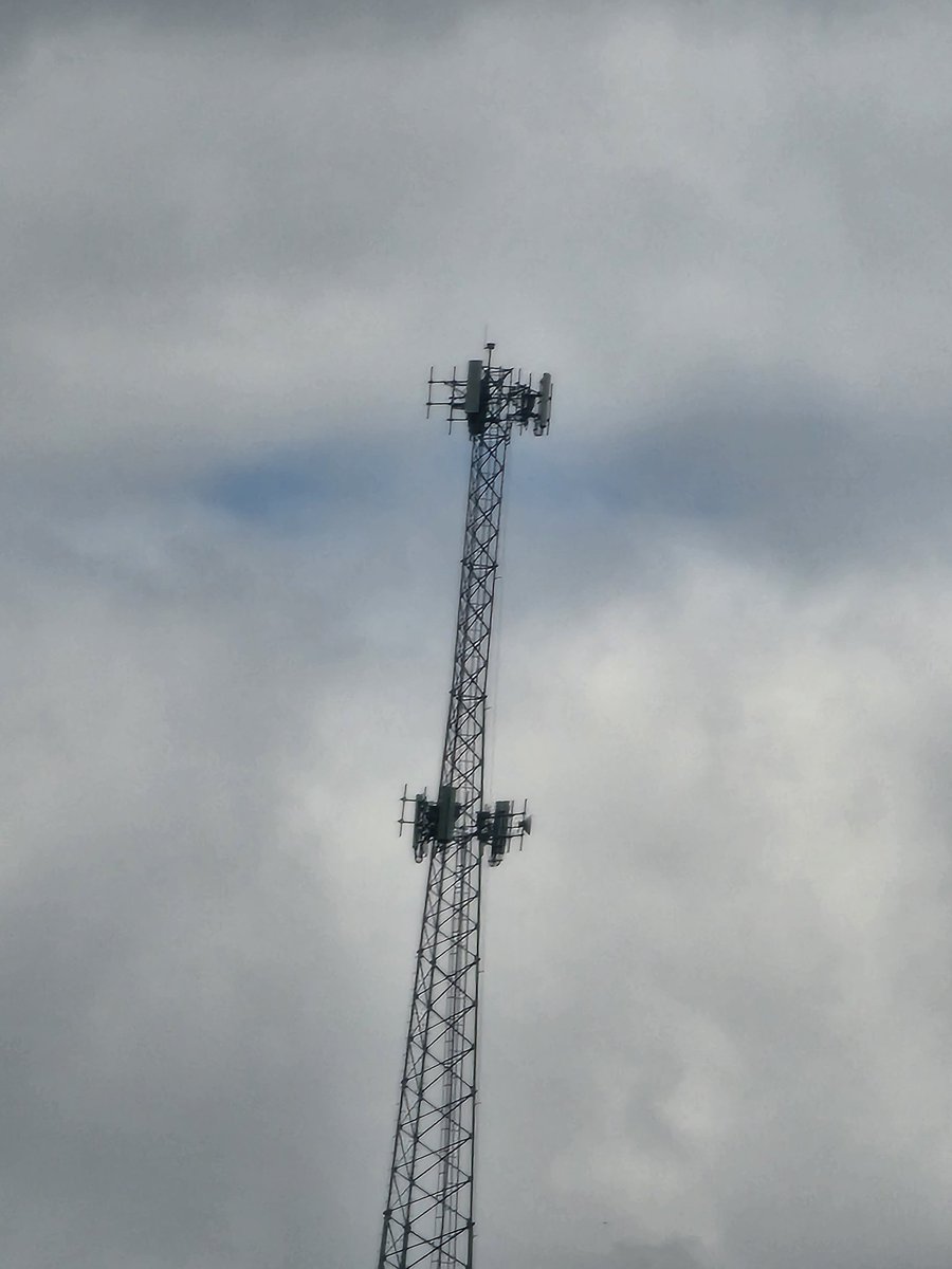 curtisnetworks's tweet photo. FIRST SHENTEL SITE UPGRADED!! VERY GOOD T-MOBILE! From B25 5MHz 10 down to 250+ down! #5G #TMobile #Shentel #WV https://t.co/ddJvX4d6dU
