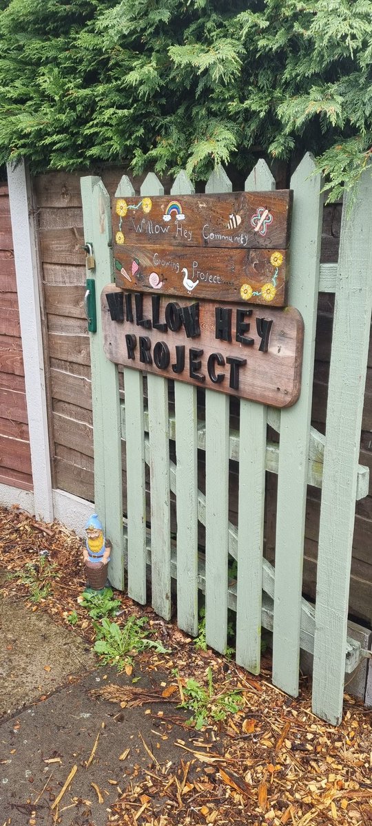 BeckyMSV's tweet photo. What a wonderful project 👏 Thanks @adamwarbrick01 for the invitation to meet at the lovely Willow Hey Project today to talk about a potential new project. A hidden gem in #bolton #MentalHealthAwarenessMonth @MSVHousing @boltonathome #mentalhealth @boltoncouncil https://t.co/luJzUOIifw