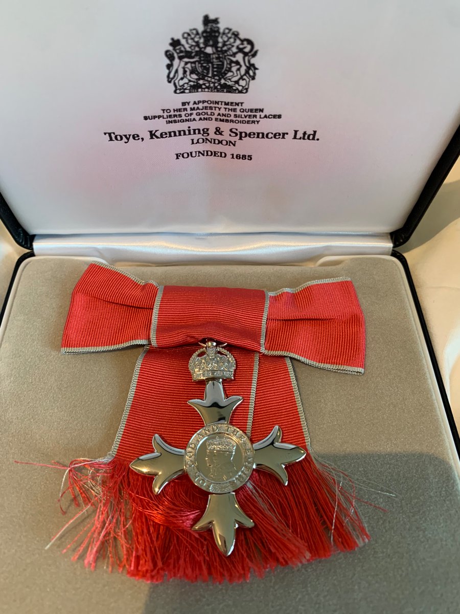 Emilytest12's tweet photo. Something quite special just happened #MBE๐
To our darling daughter Emily & every person who has been subjected to the devastating harms of gender based violence - this one is for you ๐
Such a pleasure to meet HRH Princess Anne (apologies for my clumsy attempt at a curtsy ๐ณ) https://t.co/ttPFEP9tQb