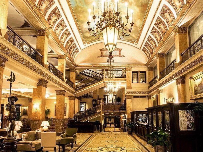 TrayAway's tweet photo. We are excited to be supporting the Pfister Hotel for success with room service tray tracking!  Built in 1893, The Pfister Hotel in Milwaukee has been a hotel icon for well over a century, and is one of the best hotels in Milwaukee!

📷 cred: Brian Mattinson &amp; What Riva Wore https://t.co/vBr8DY0Zav