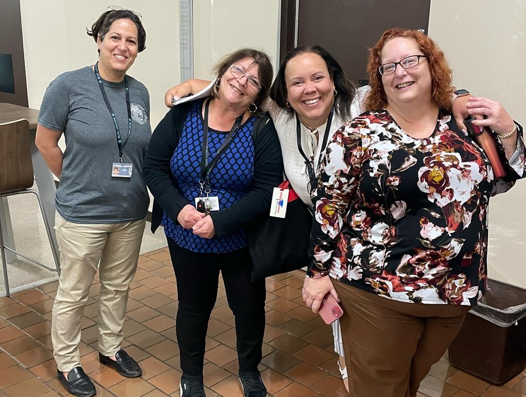 MLECJaguars's tweet photo. Our Java Jump Start is enough to get our Jaguars energized for a midweek boost of appreciation. @mdcps @MDCPSNorth @SuptDotres #staffappreciation #thankyouvicky #tucafe #quesweetitis @tucafemiami @amypedrocao @VickyBakery https://t.co/9kRKiEzd5X