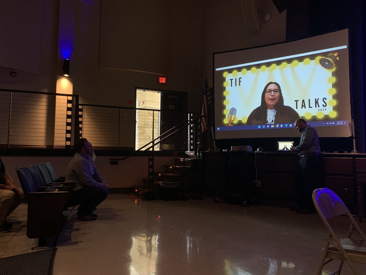 AJBloom2pnt0's tweet photo. Amazing intro to @InsightPhilED Tif Talk from @JoiNTech914 great surprise #tiftalks22 https://t.co/2FSzP1YC0L