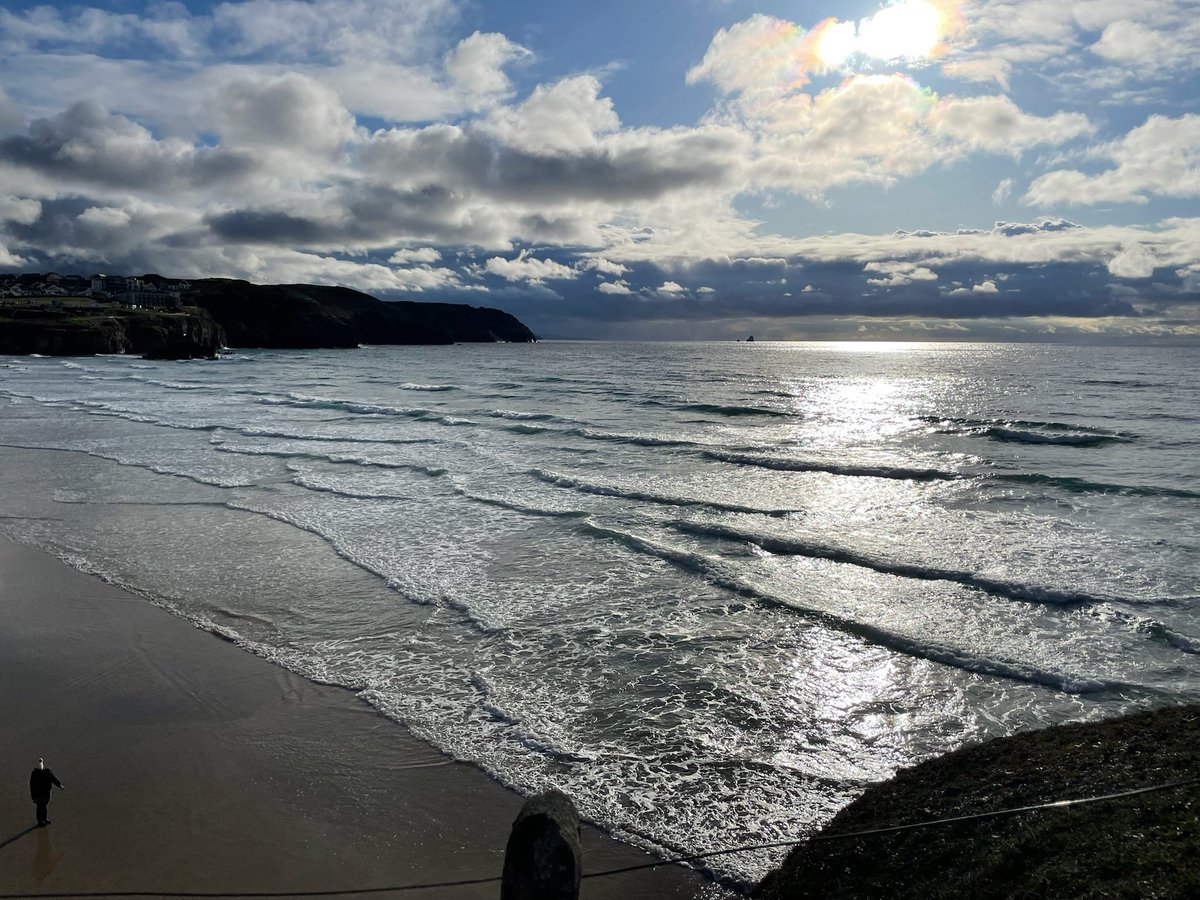 studioandain's tweet photo. End of the day views over Perranporth beach ✨ #sunset #wavesonwaves #perranporth #beachviews #coastalwalks #beachlife #cornishcoast #beautifulcornwall #seaside #kernow #cornishcoastpath  #cornwall https://t.co/xygWJBLLd6