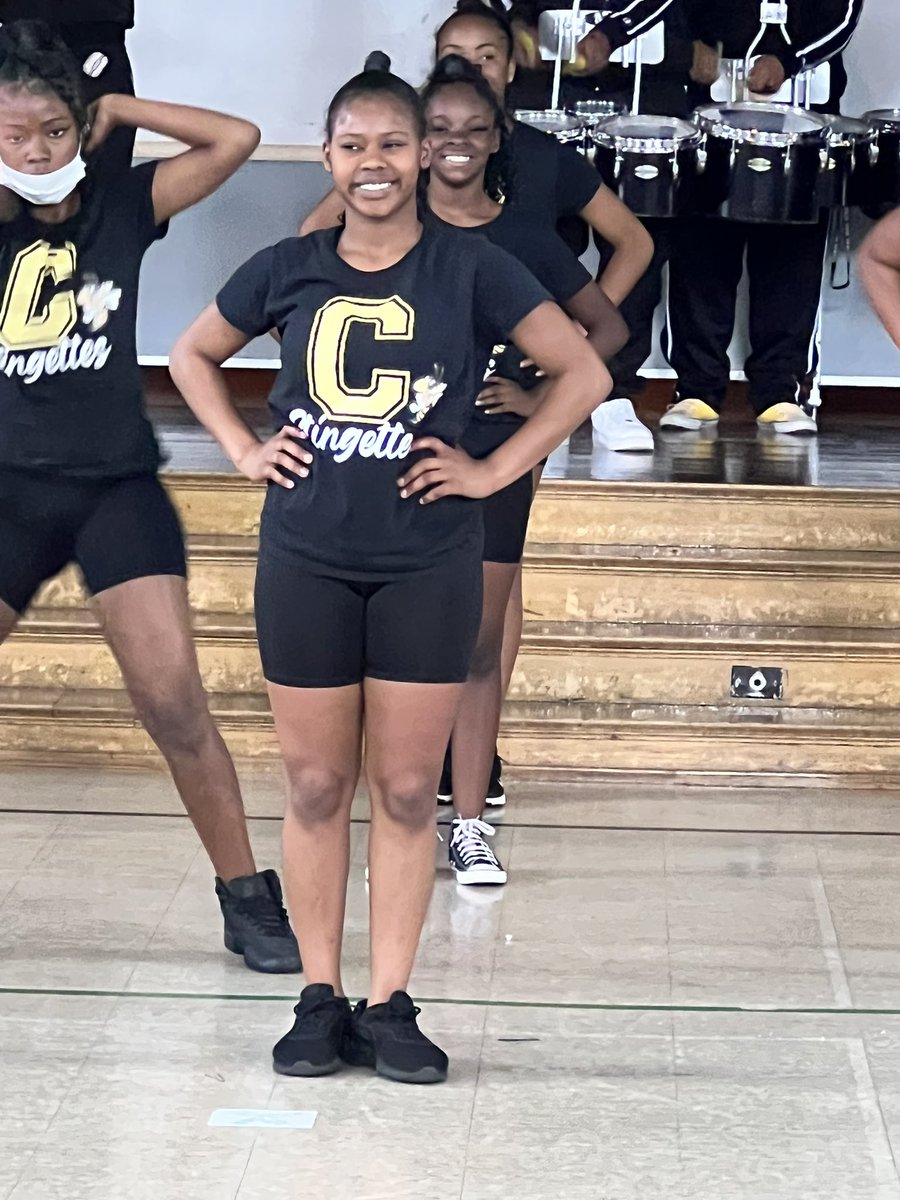 DiyanaJones's tweet photo. We’d like to thank @CentralMagnets Band for attending our KSA Pep Rally and  getting us hyped and excited for next weeks test! I also saw a few of my former @wmsfa students! #aissucess 🤗💚💛 https://t.co/vdYjJN0uif