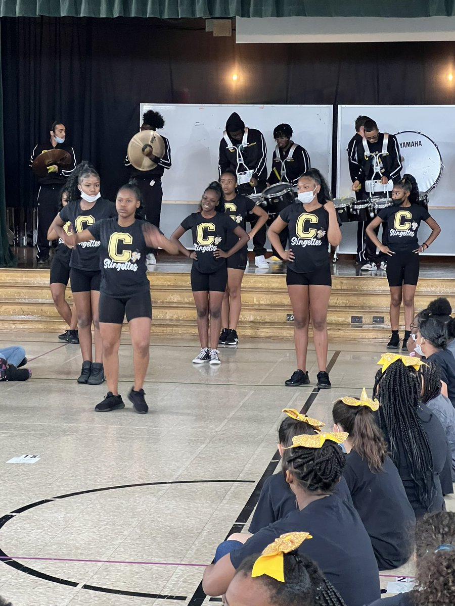 DiyanaJones's tweet photo. We’d like to thank @CentralMagnets Band for attending our KSA Pep Rally and  getting us hyped and excited for next weeks test! I also saw a few of my former @wmsfa students! #aissucess 🤗💚💛 https://t.co/vdYjJN0uif