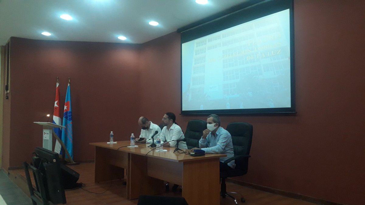 #AHORA El ministro de Información y Comunicación Social de #Venezuela ofrece una conferencia magistral, en #Cuba, sobre el rol de los medios en la construcción de una realidad concreta.