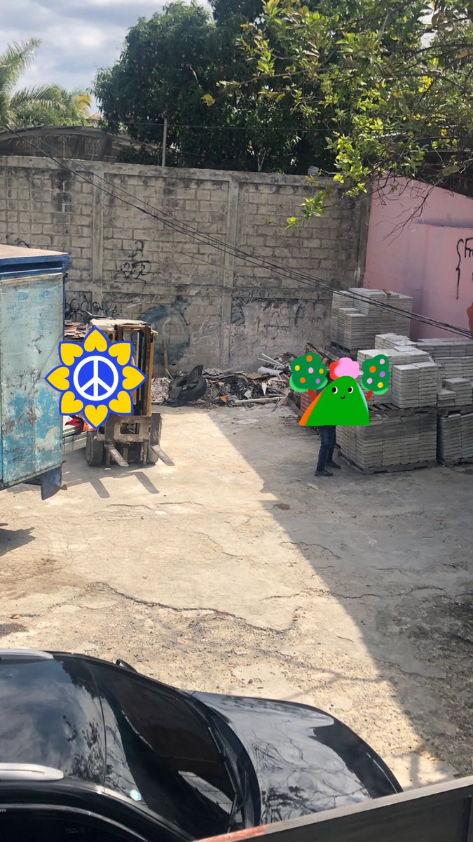 ClariGombs's tweet photo. Necesito información de donde poner una denuncia en el ayuntamiento Santo Domingo Este @manueljimenezrd un equipo que venga a hacer una levantamiento de unos escombro en la vía pública . @manueljimenezrd https://t.co/WJvkXsS2Lc