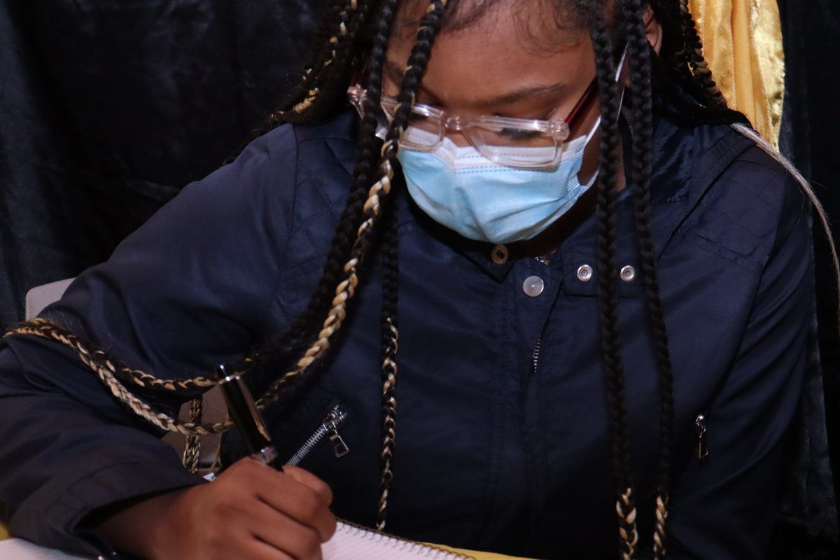 Great time this Saturday honoring all the students that participated in the Saturday Academy this school year. Great job 👏🏾 And the highlight of the event, our senior signing!!! Way to go seniors and we wish you the best of luck in your next chapter, COLLEGE!!!!!!🎓